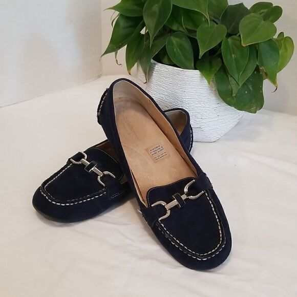 Lizz Claiborne Size 6 1/2 - Picture 4 of 10